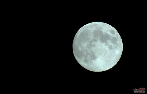 初八的月亮图片（初8的月亮图片）