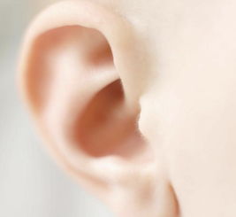 耳朵打孔运势(耳朵打孔对身体有影响吗)